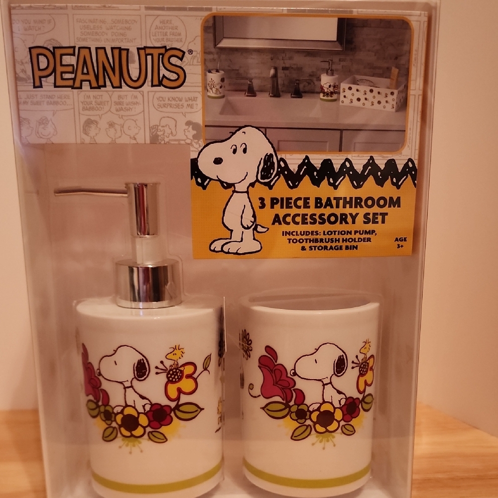 PEANUTS 3 Piece Bathroom Accessory Set